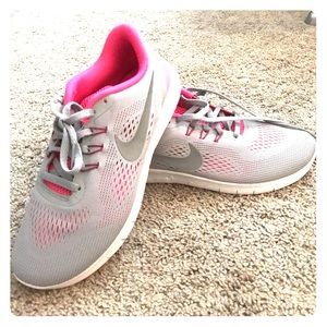 Nike youth size 6.5 pink/grey sneakers